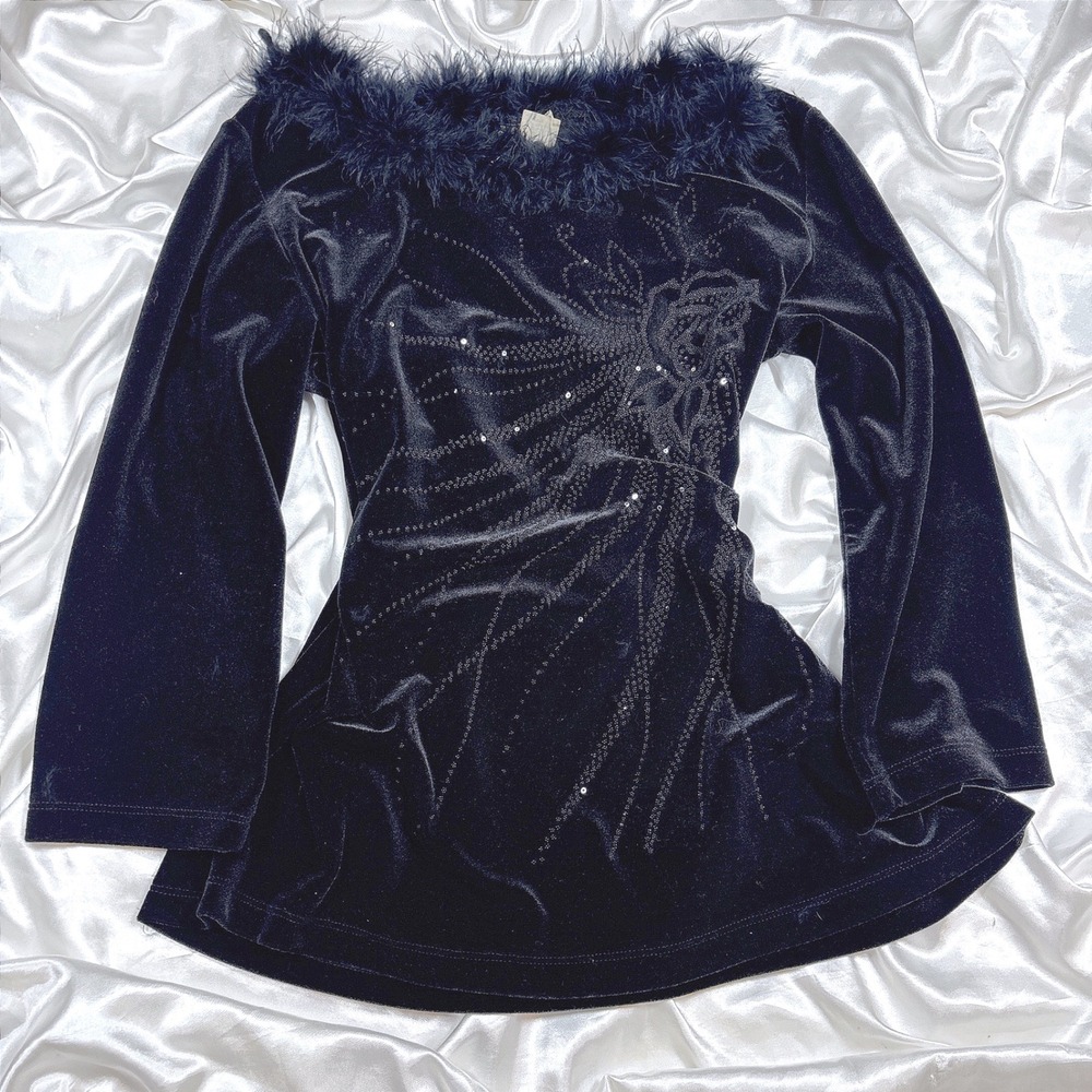 y2k Vintage Nexxus Velvet Top Black Excellent Faux Fur Trim Beaded Sequin Floral